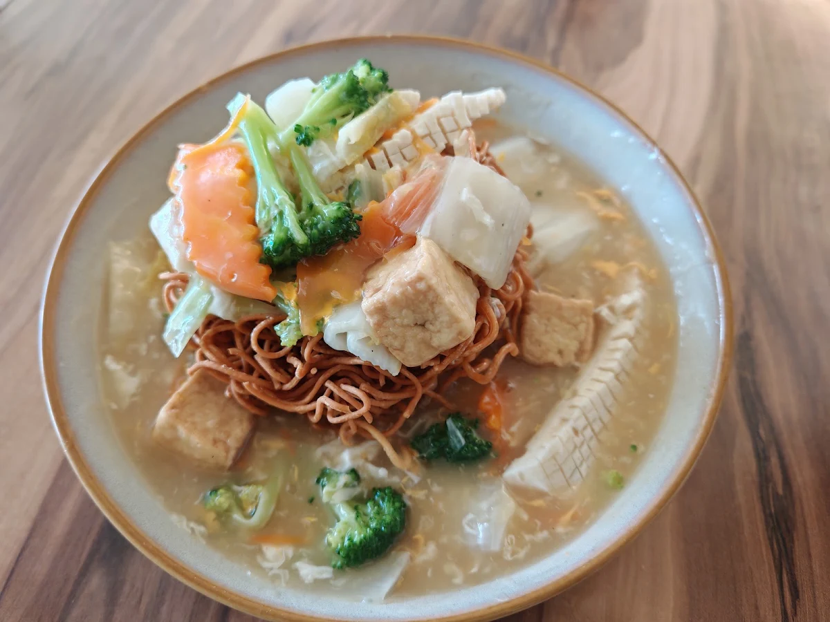 Combination Crispy Noodles, Veggie Chef