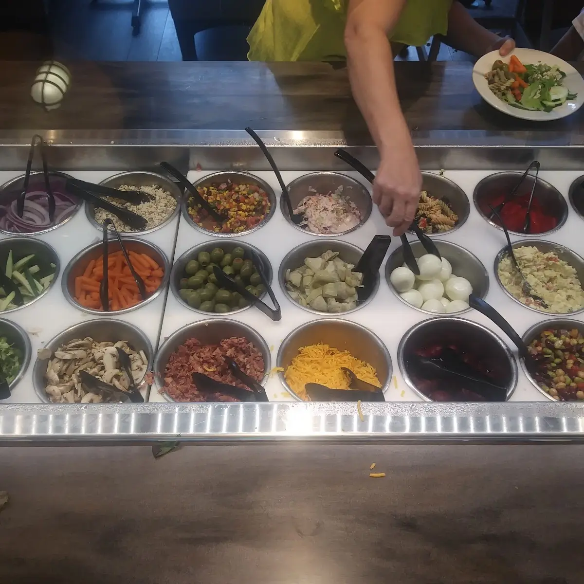 Dine in Salad Bar