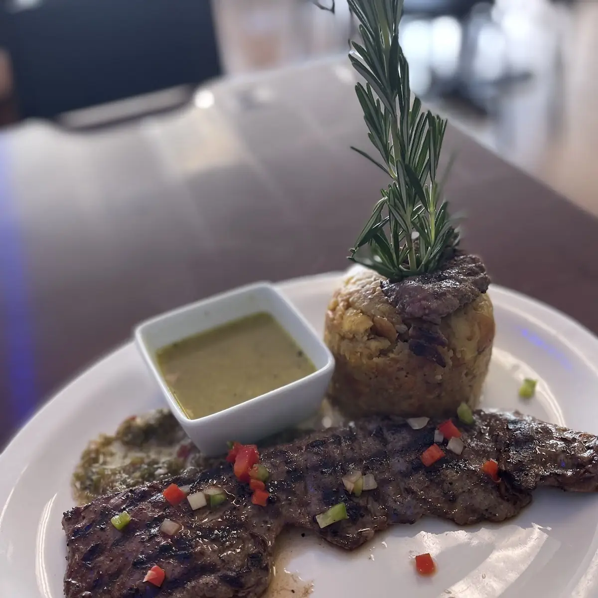 Baby Mofongo Con Baby Churrasco