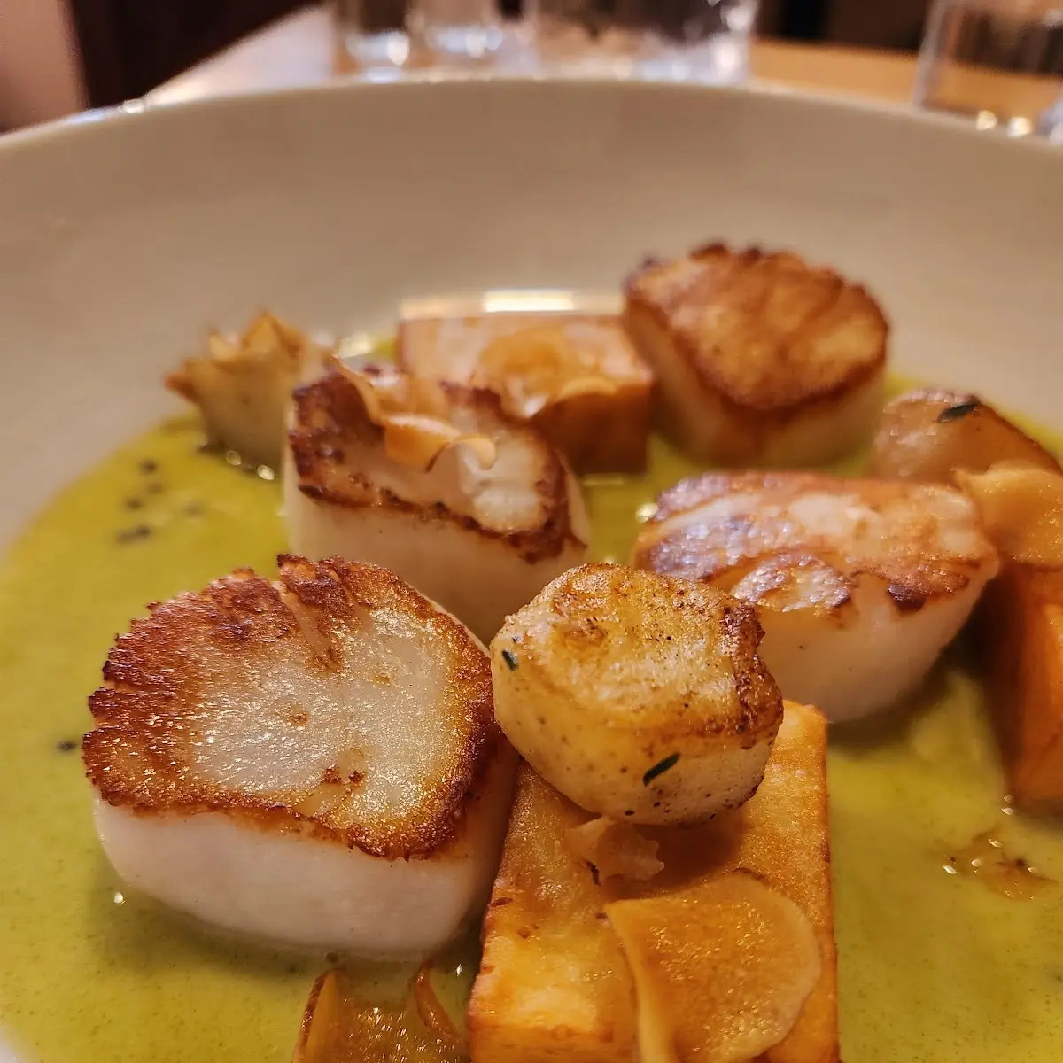 Pan Seared Day Boat Scallops