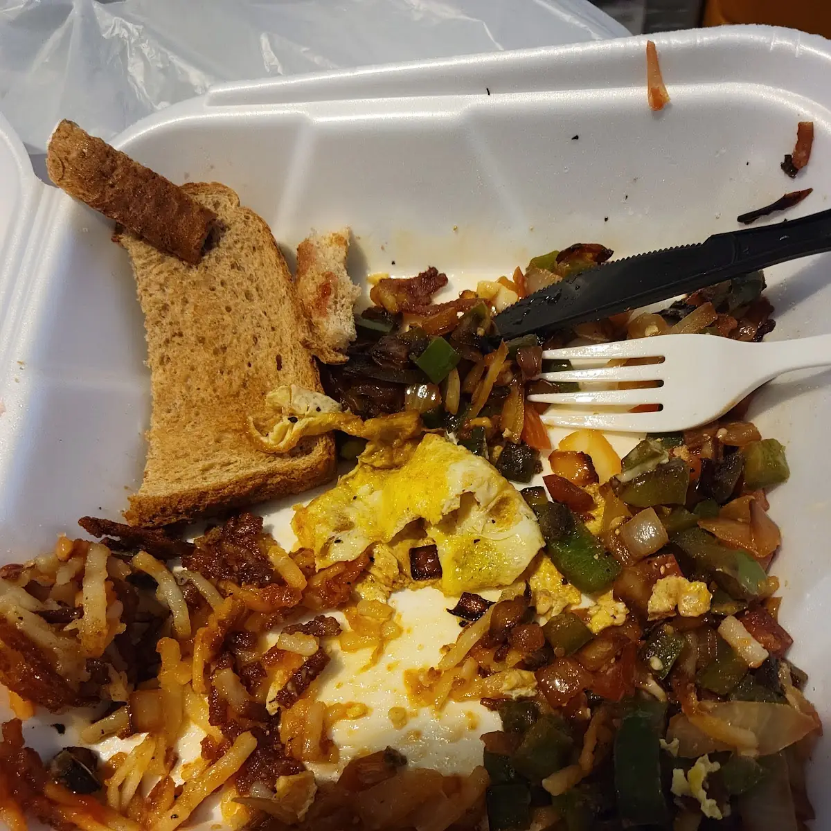 Veggie Omelette with Hash Browns