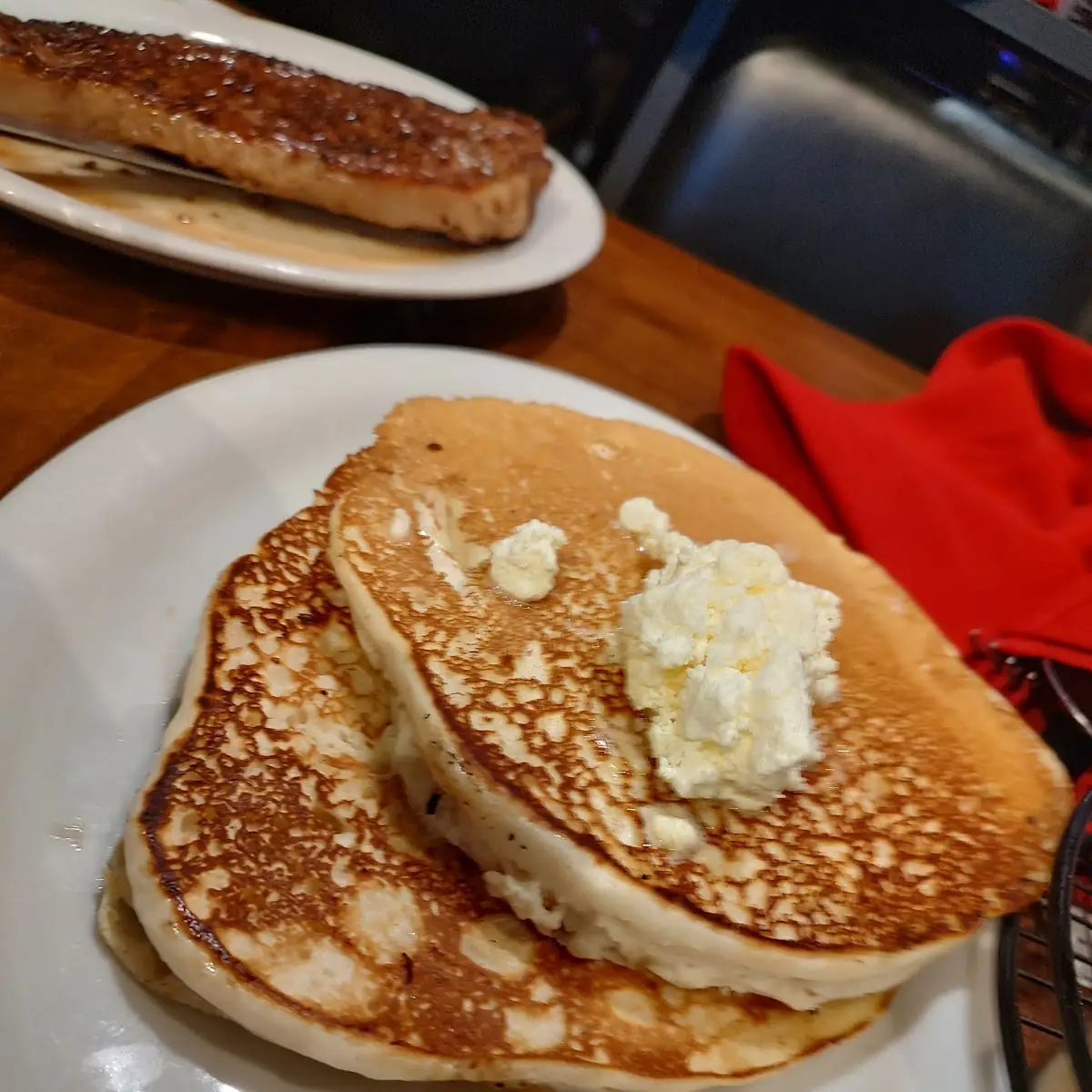 Short Stack Buttermilk Pancakes