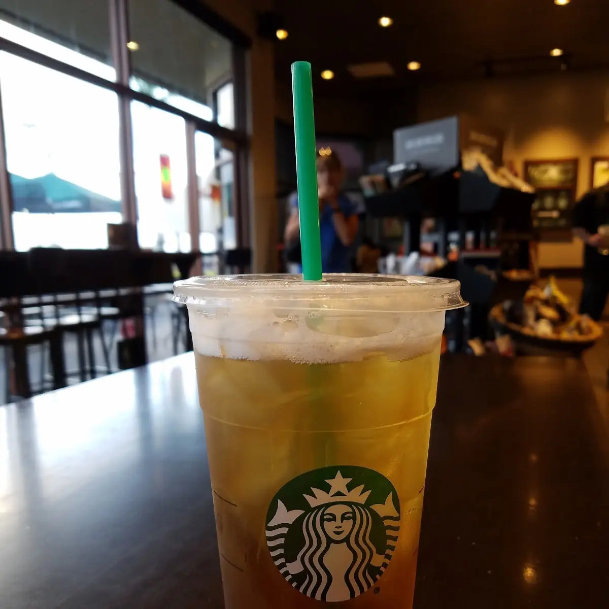 Iced Peach Green Tea Lemonade