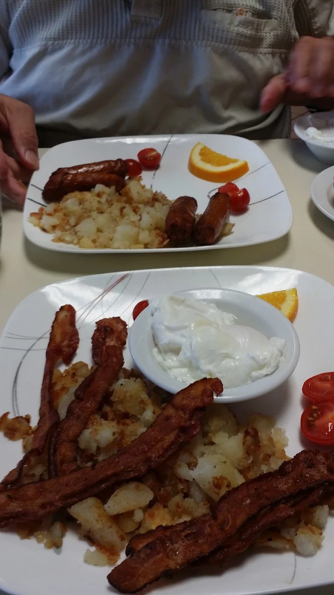 Highlights, Best in Town Diner