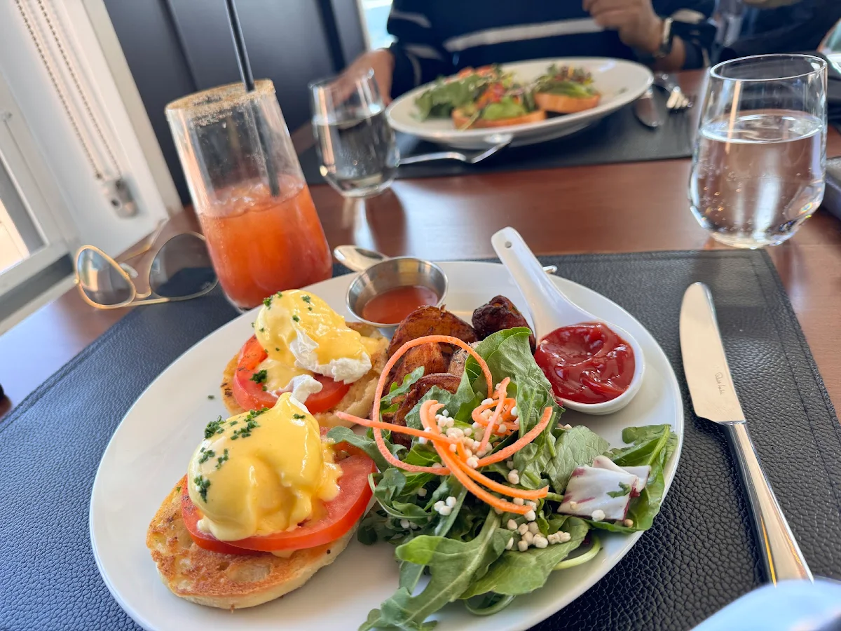 Parma Style Eggs Benedict, Alpina Restaurant at Villa Eyrie Resort