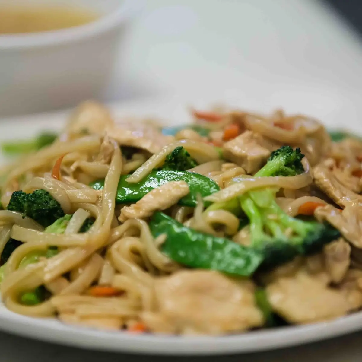 Chicken Lo Mein