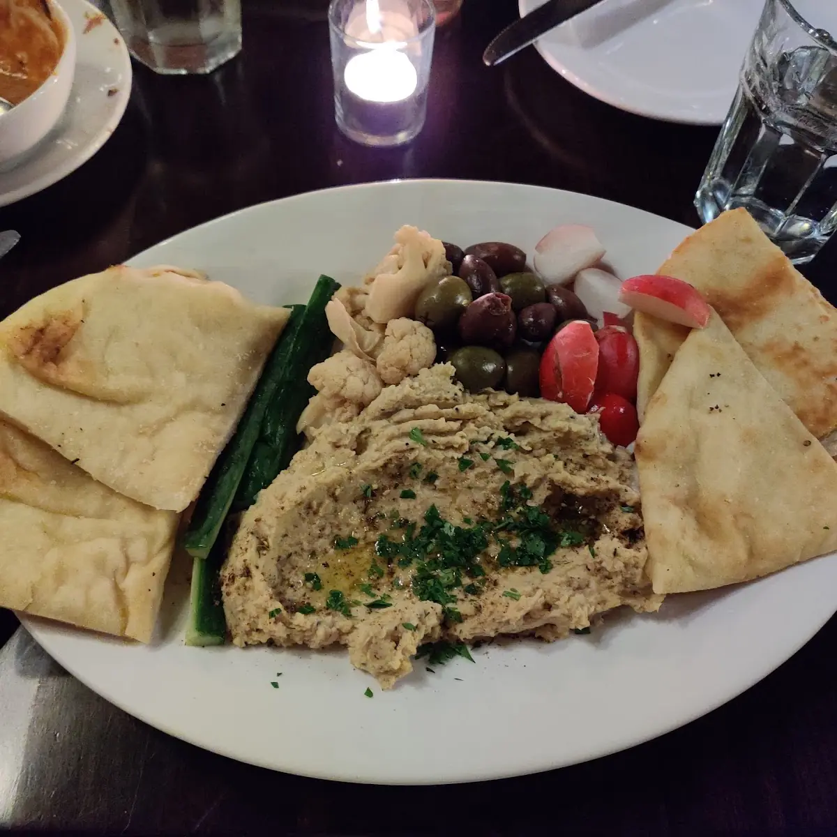 Hummus Plate