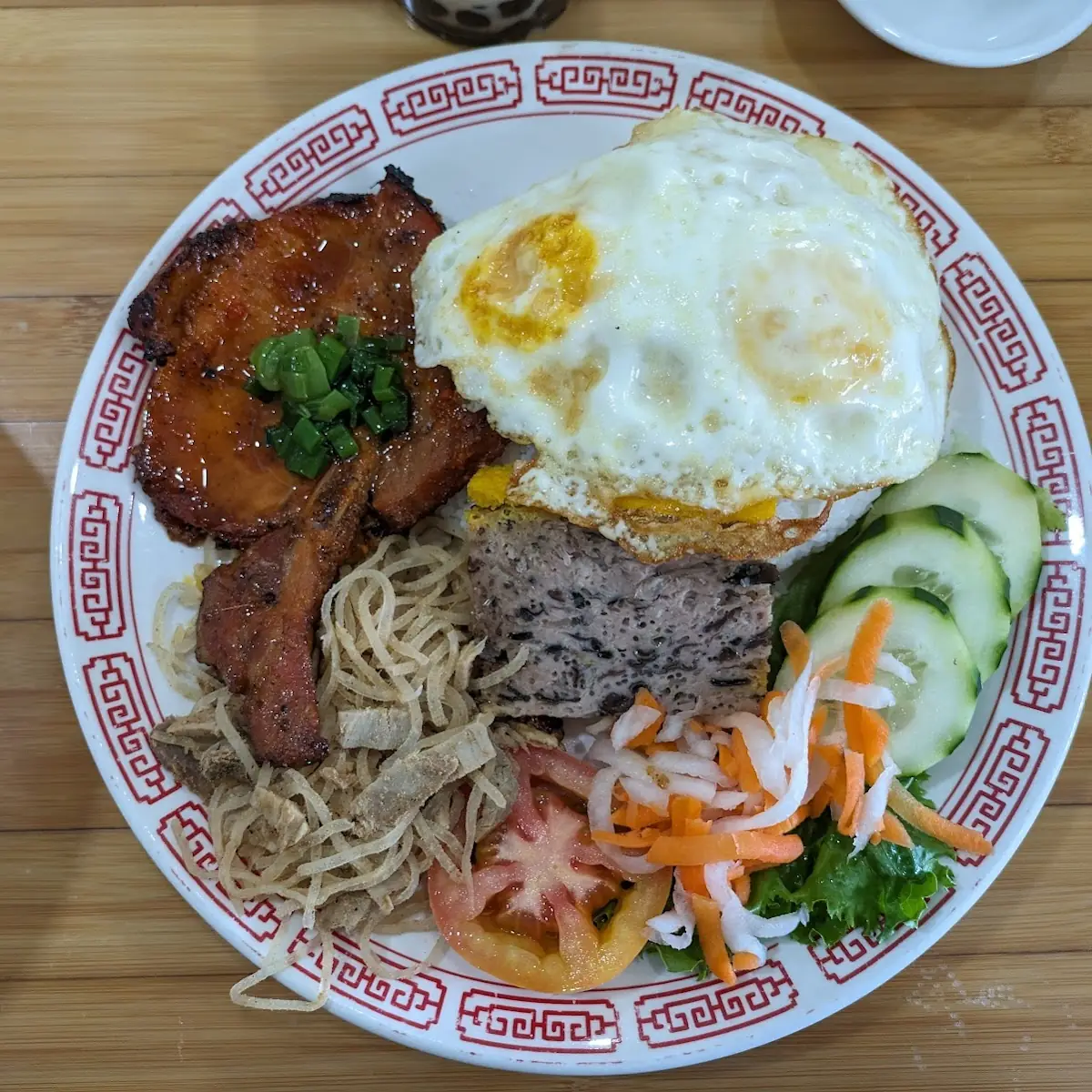 Cơm Sườn Bì Trứng Chả