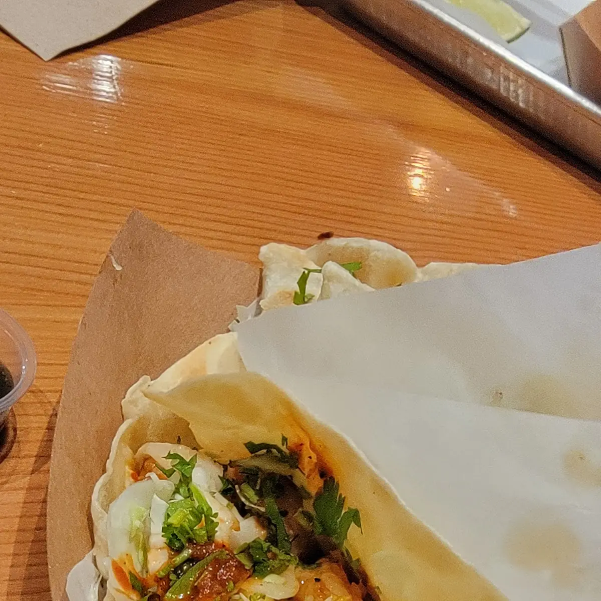 Spicy Garlic Shrimp Tacos