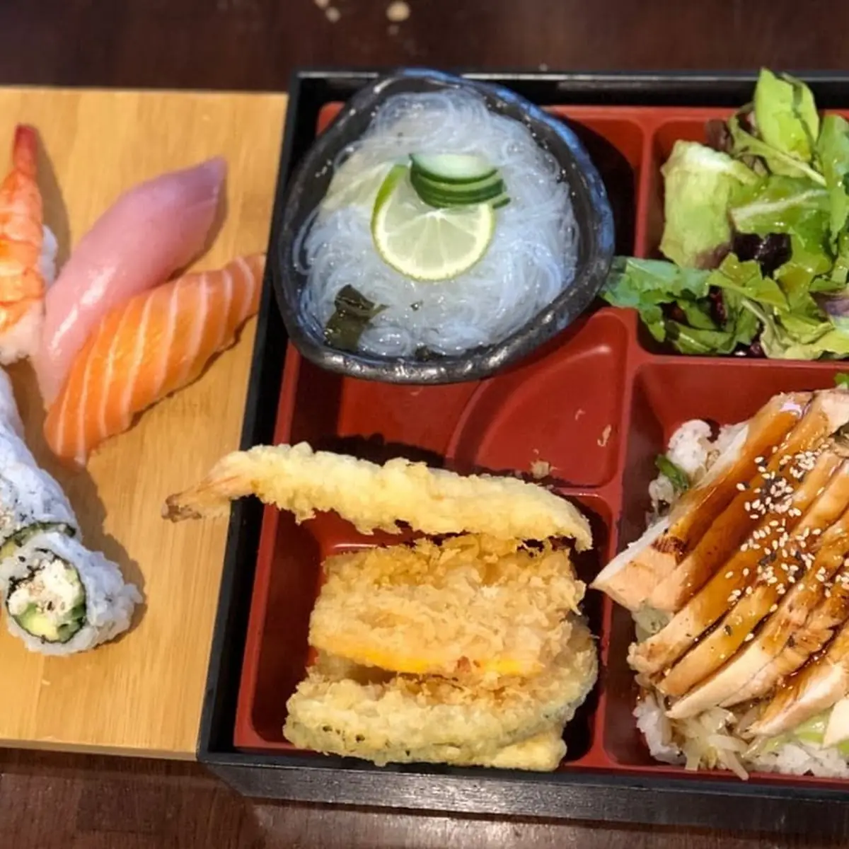 Highlights, Sushi Castle