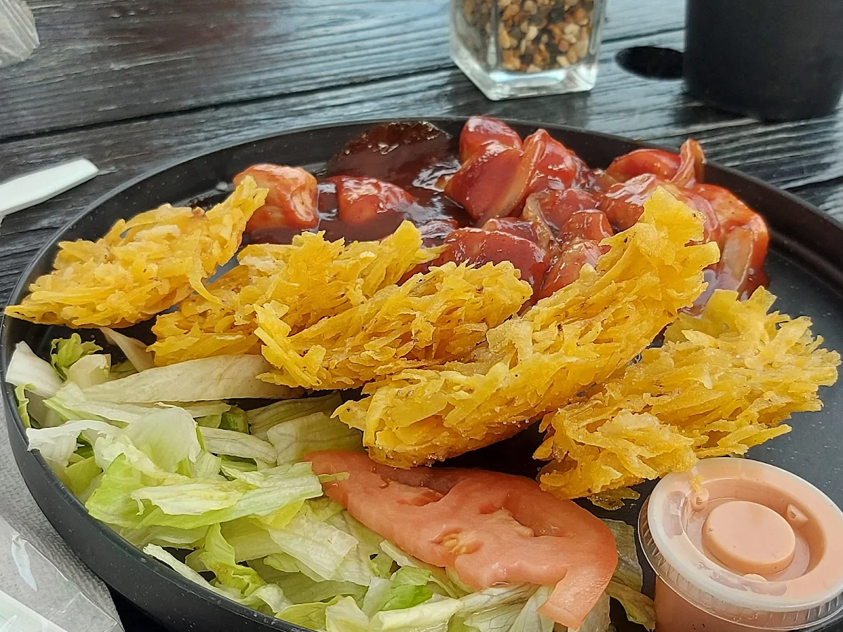 Arañitas Con Pollo En Salsa de Guayaba