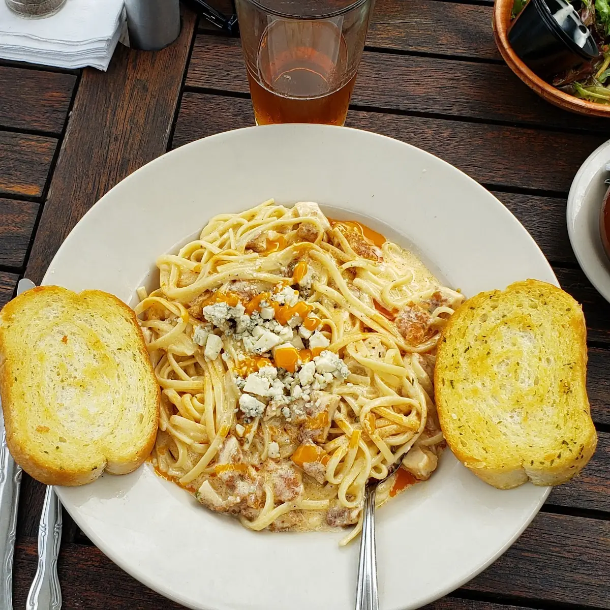 Buffalo Chicken Alfredo