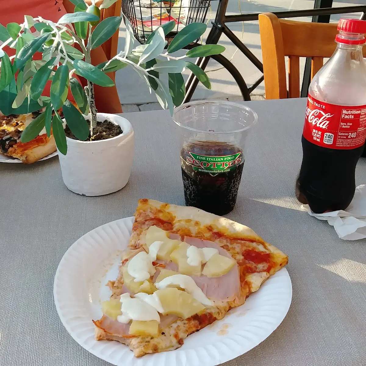 Pizza Hawaiana