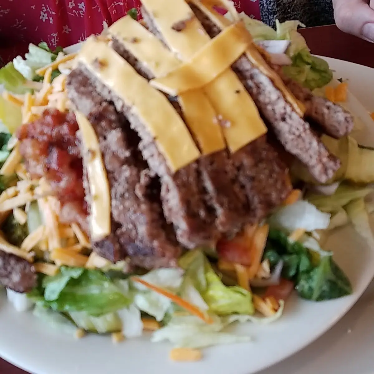 Bacon Cheeseburger Salad