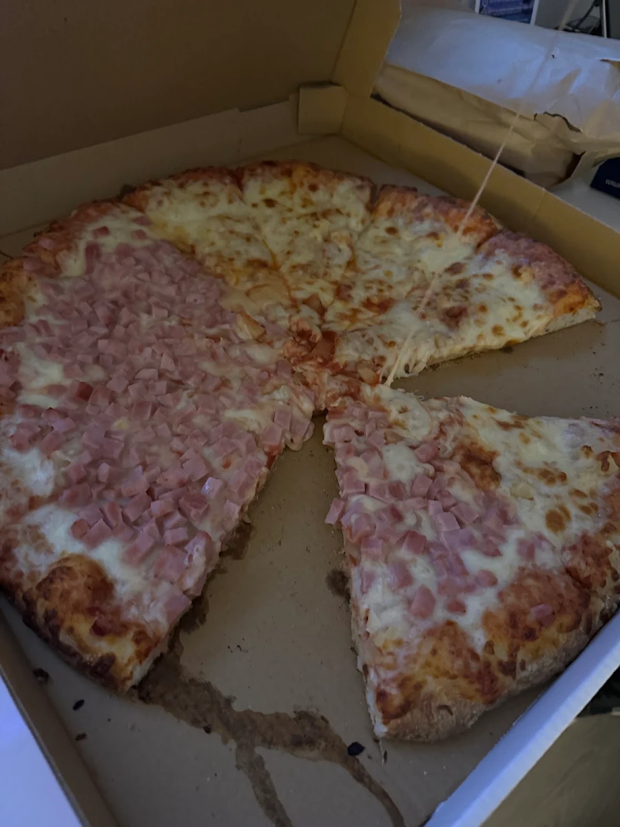 Hawaiian Pizza