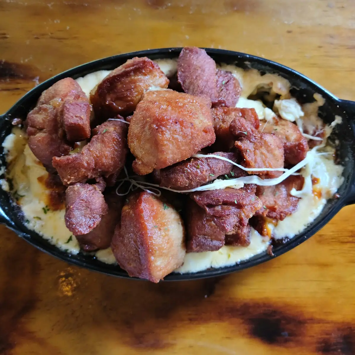 Mac Cheese Con Carne Frita