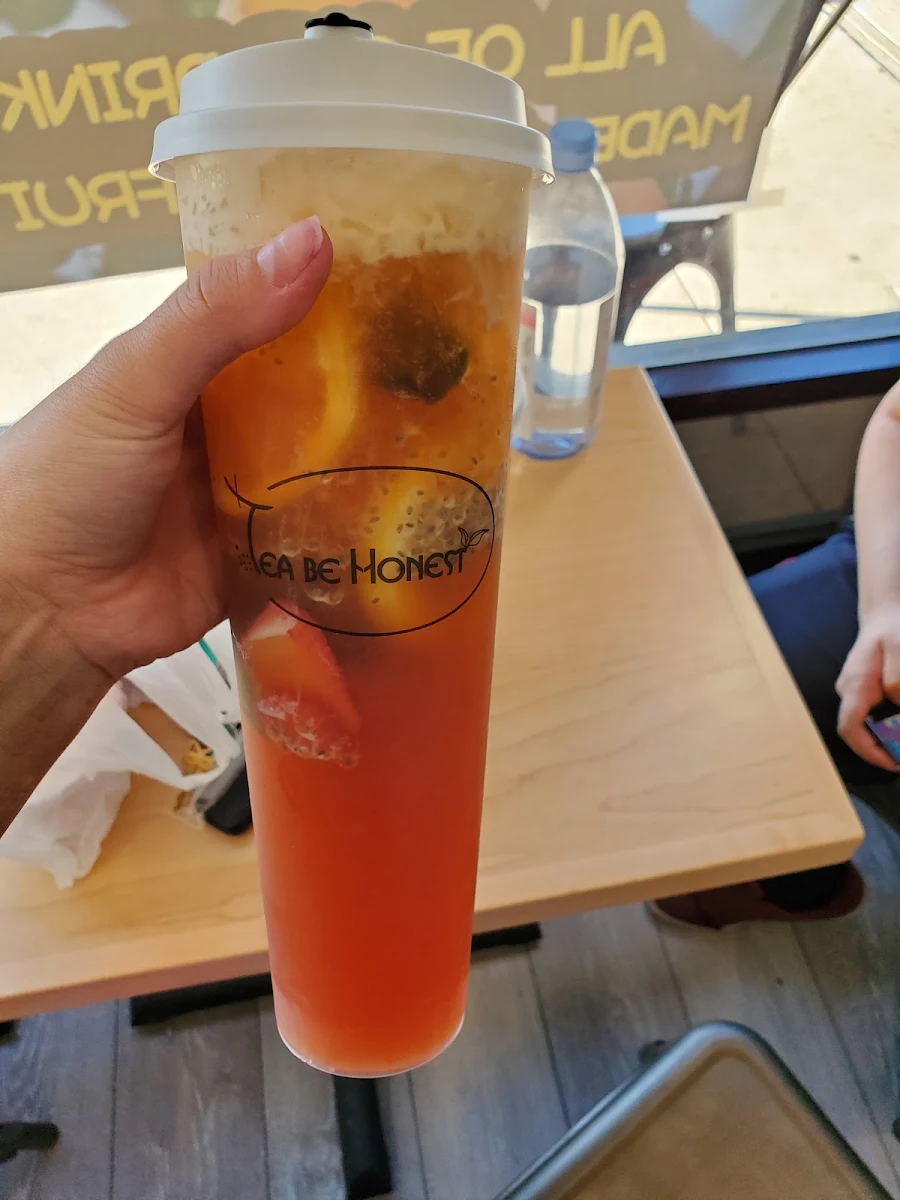 Special Fresh Fruit Tea