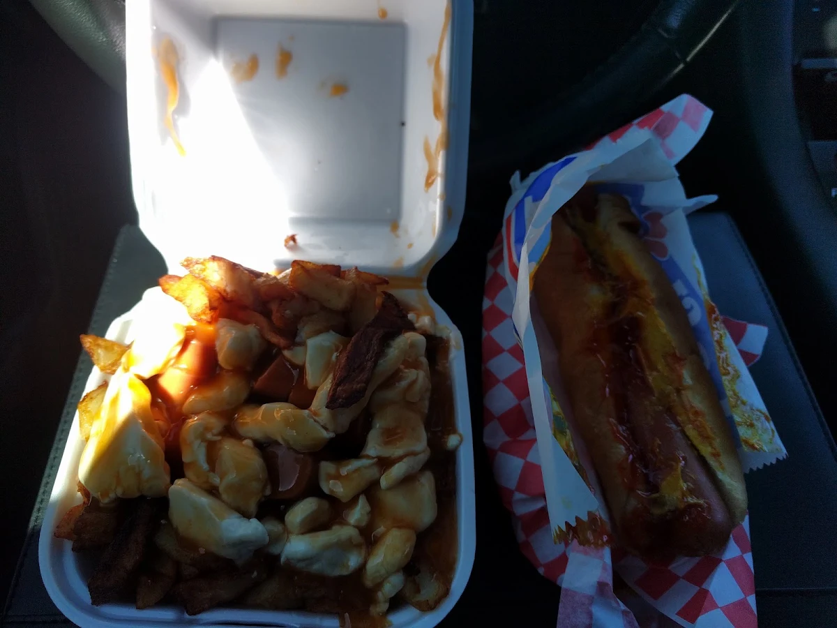Hotdog Poutine, Cantine Boivin