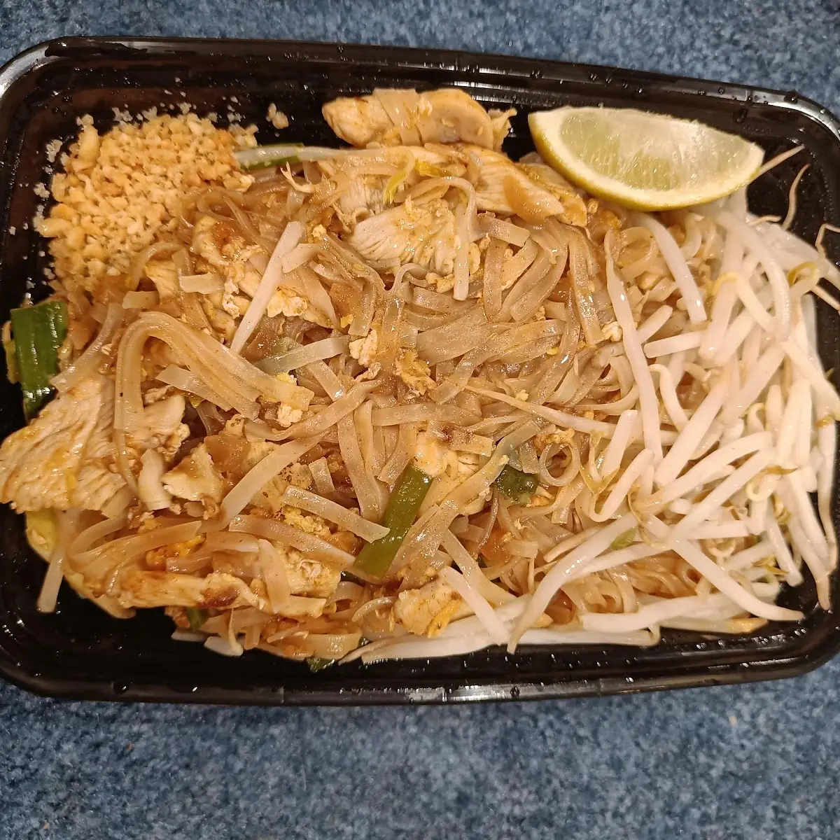 Chicken Pad Thai