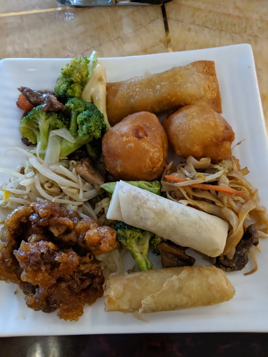 Chinese Food from the Buffet, Double Dragon Restaurant