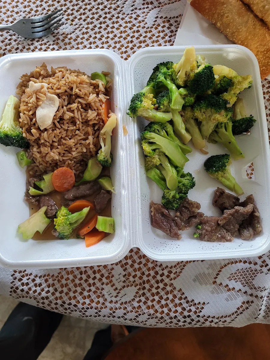 Highlights, Double Dragon Restaurant