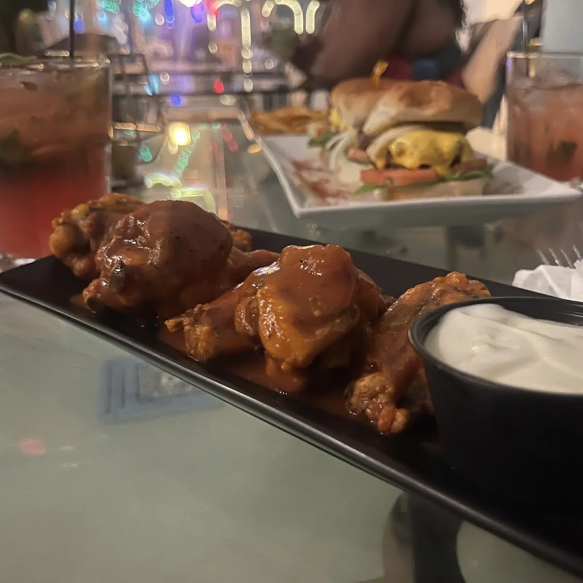 Wings & Burger