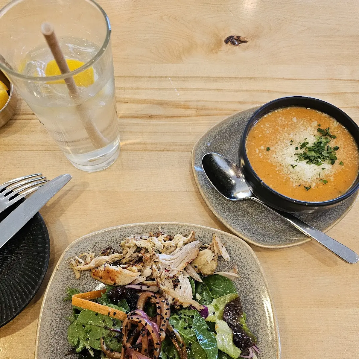 Mixed Green Salad
