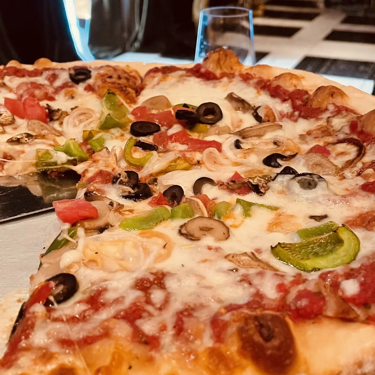 Thin Crust Veggie Pizza