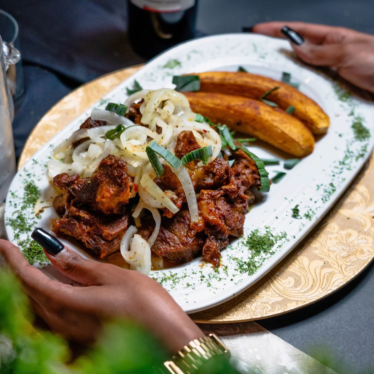Highlights, Restaurant Caramela