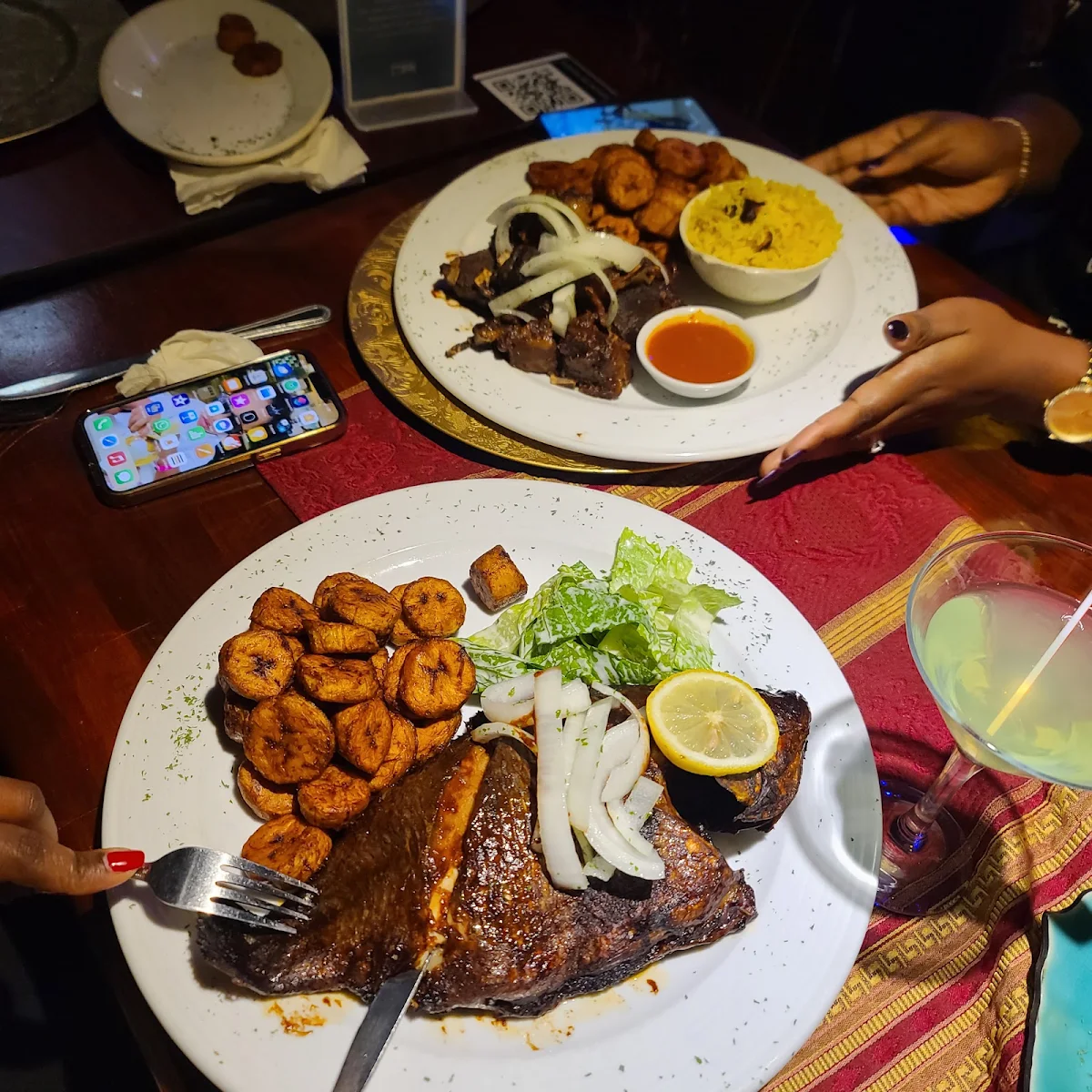 Poisson Tilapia Braisé, Restaurant Caramela