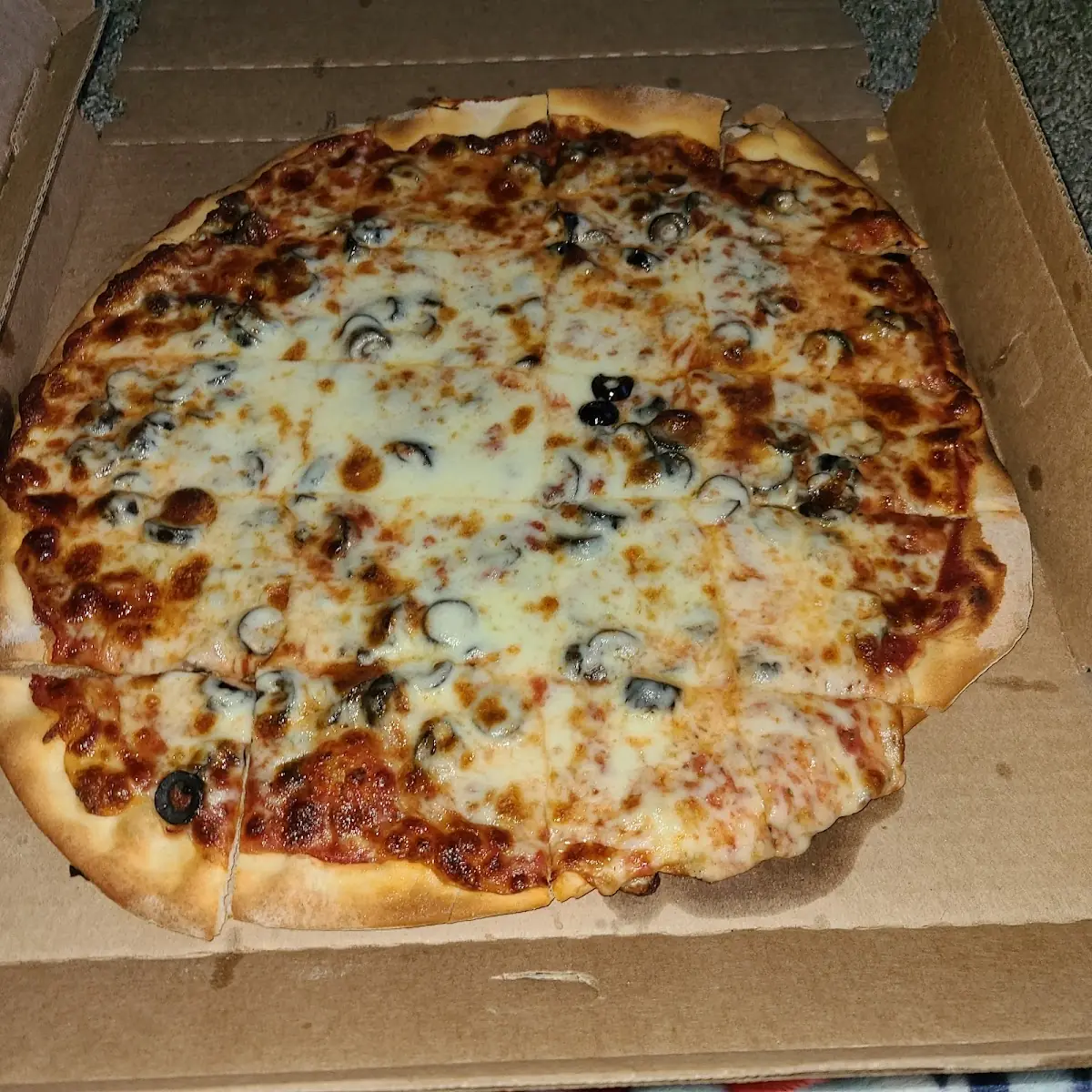 Black Olive Pizza