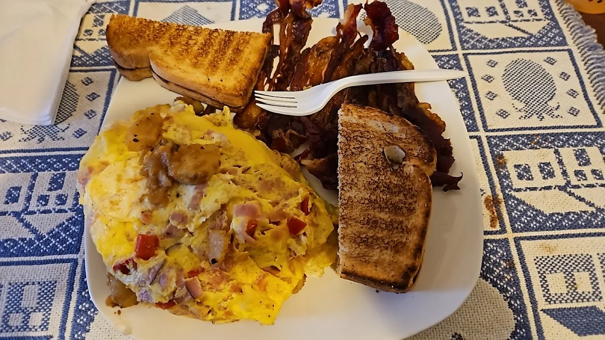 Western Omelette Platter with Cheese