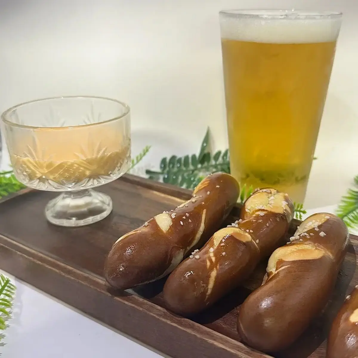 Beer Cheese & Pretzels