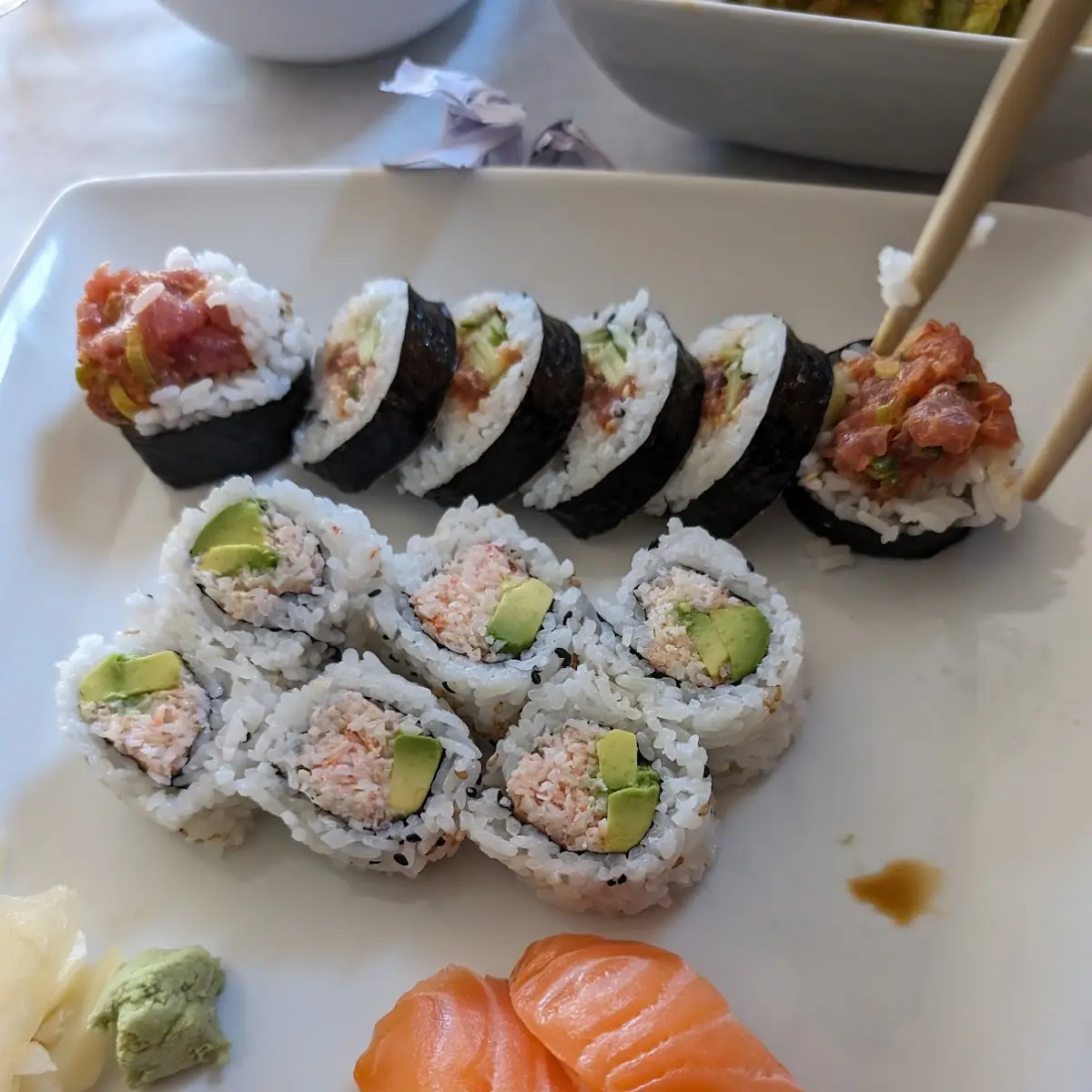 Spicy Hamachi Roll