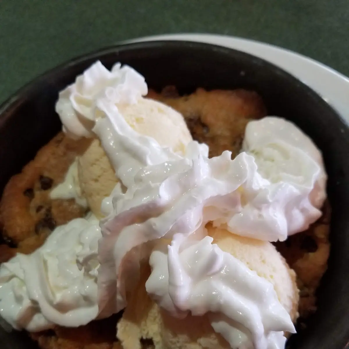Deep Dish Caramel Crunch Cookie