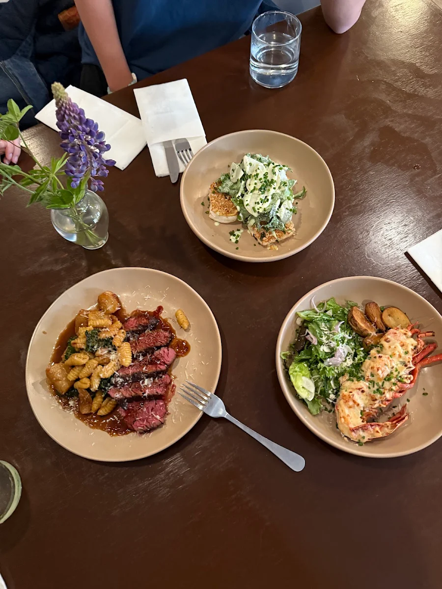 Highlights, North Shore Canteen