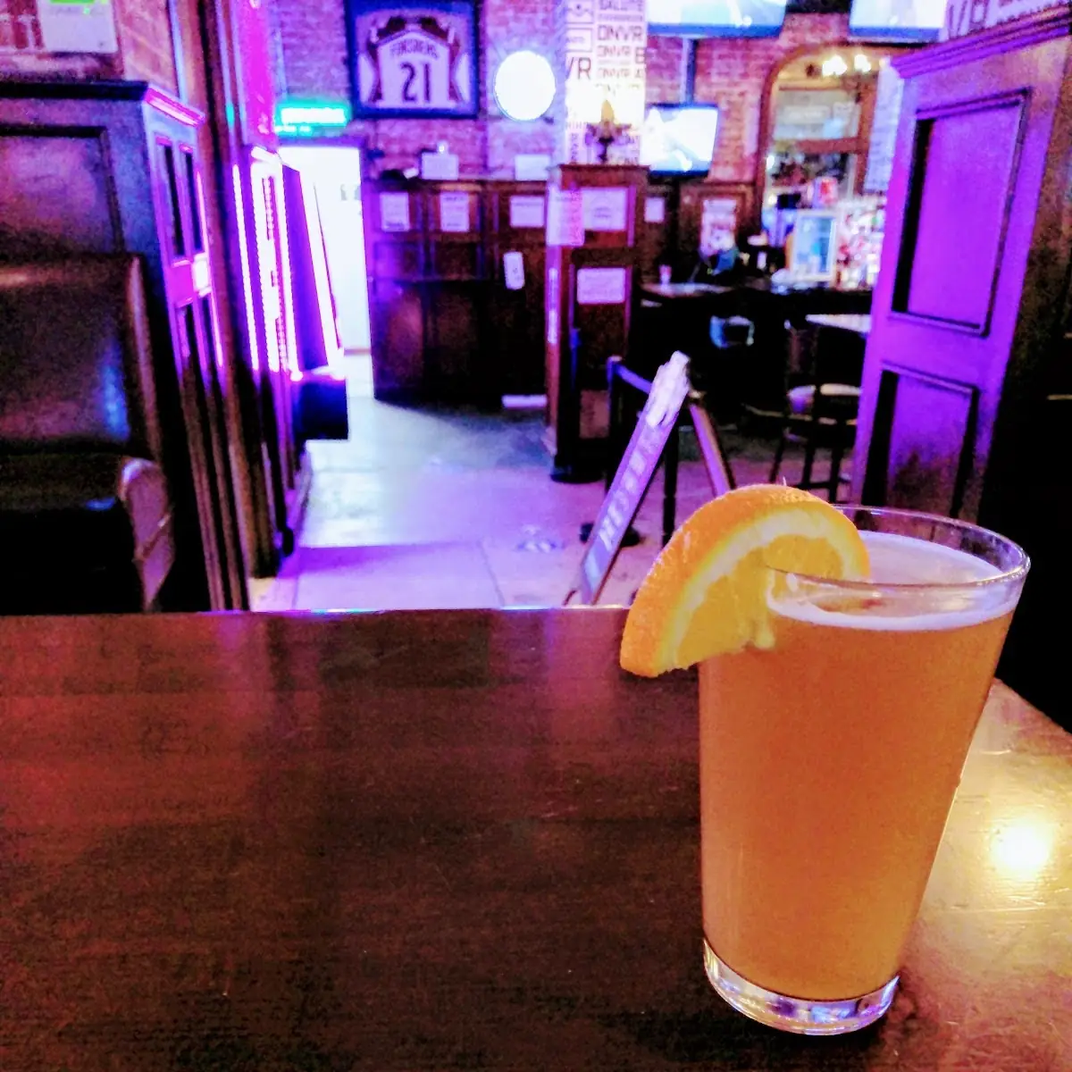 dnvr Blue Moon w Obligatory Orange Slice