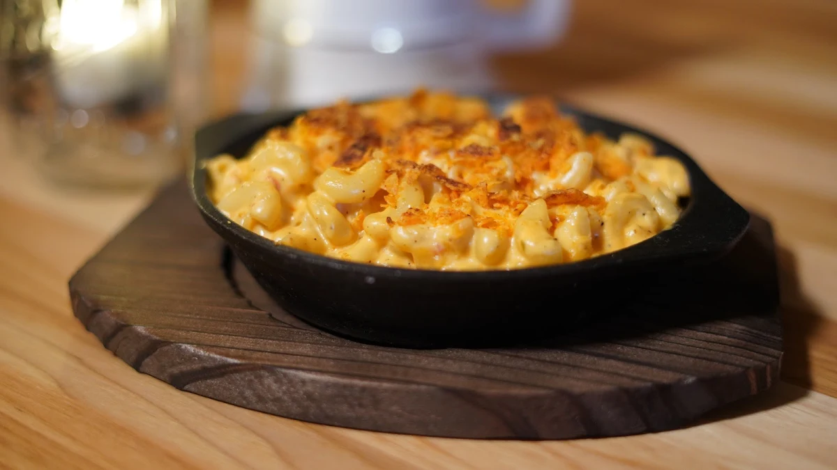 Baked Pimento Macn' Cheese
