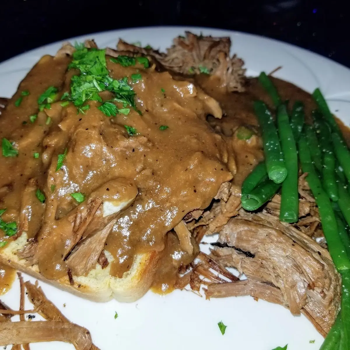 Open Faced Pot Roast with Green Beans
