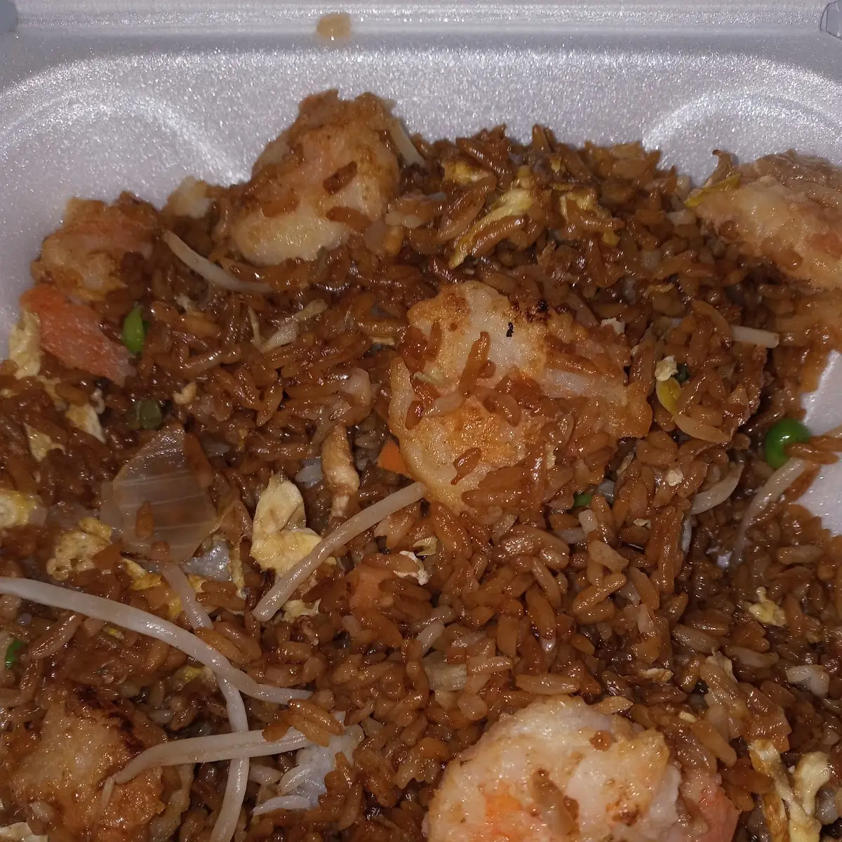 What Real Shrimp Fried Rice Should Look Like