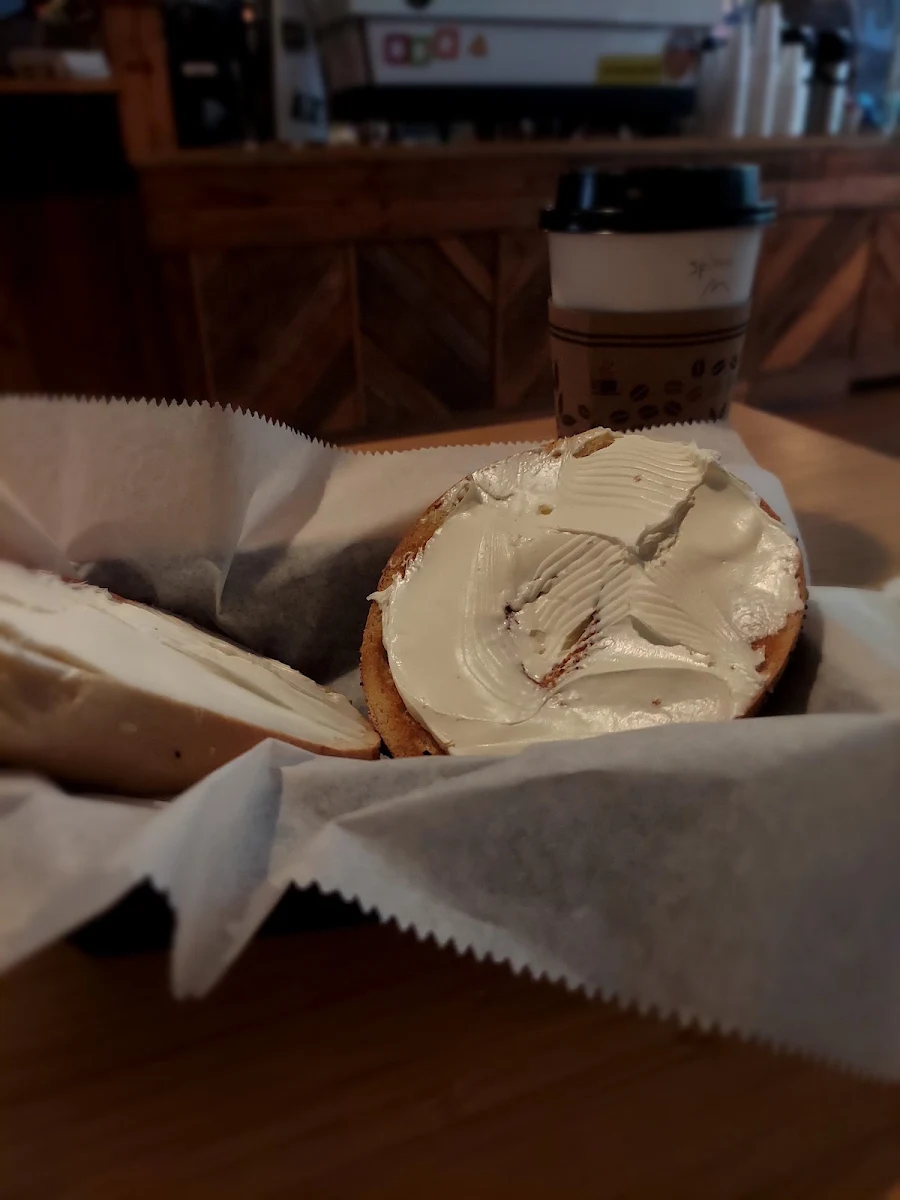 Everything Bagel with Cream Cheese