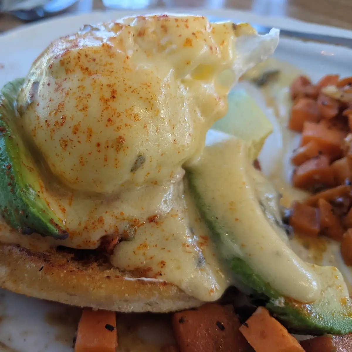 Light Eggs Benedict