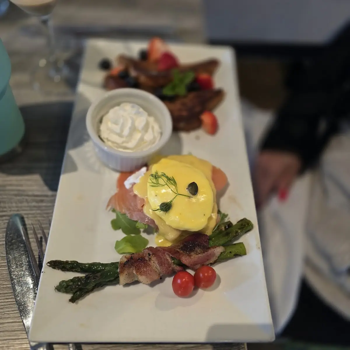 Alaskan Smoked Salmon Benedict