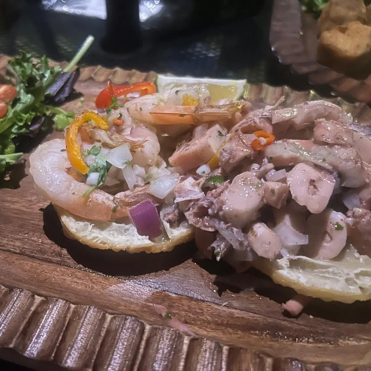 Arepas Rellenas De Pulpo Y Camarones