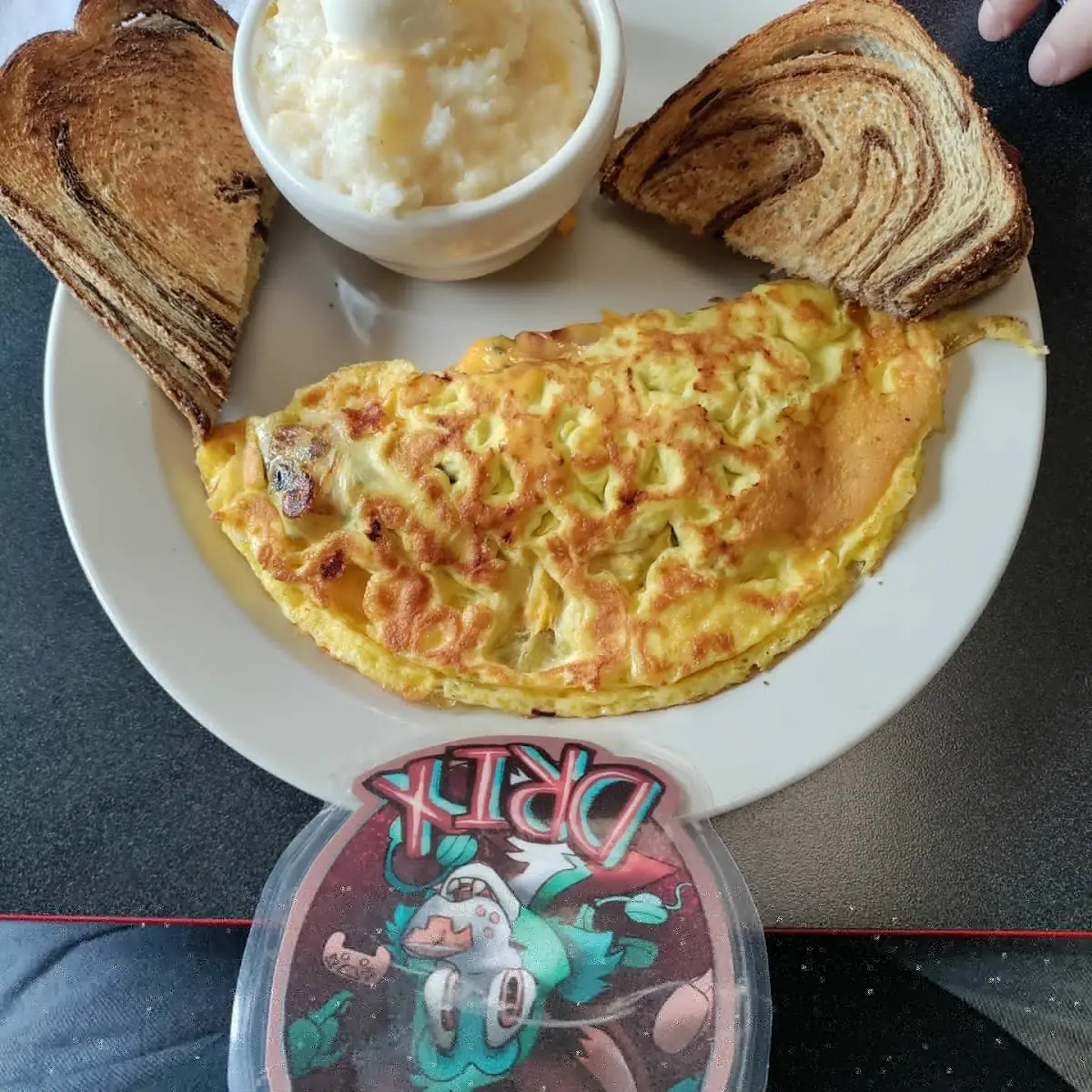 Western Omelette with Cheese Grits