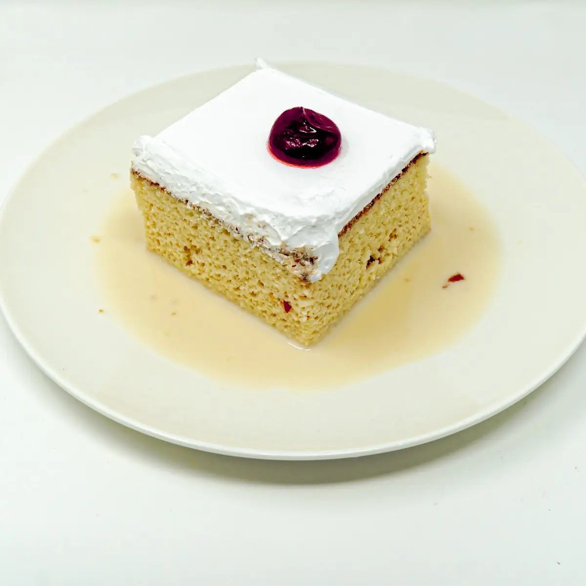 Pastel Tres Leches Cake with 3 Types of Milk