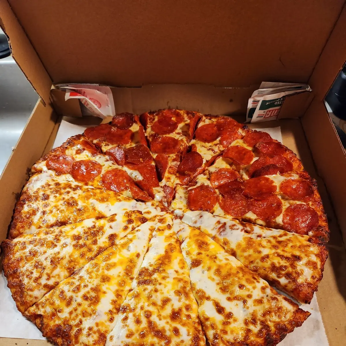 1 2 Cheese 1 2 Pepperoni Pizza