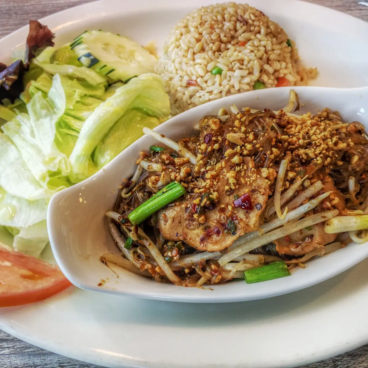 Bright Star Pad Thai