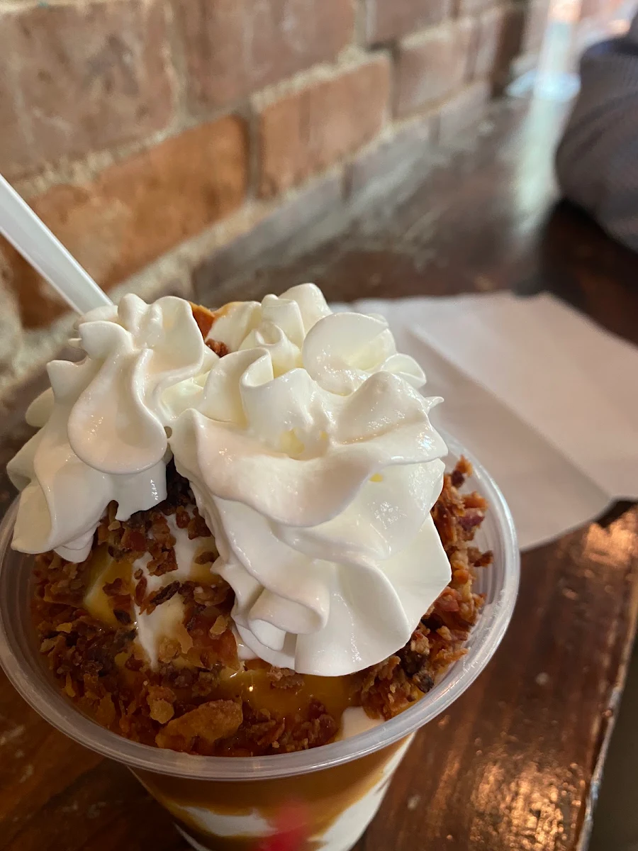 Hot Caramel Sundae