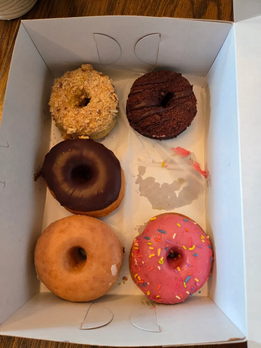 Big Ol' Donut Cake